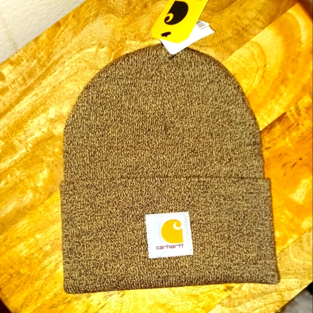 NWT* CUFFED, KNITTED BEANIE/SKULLY CARHARTT